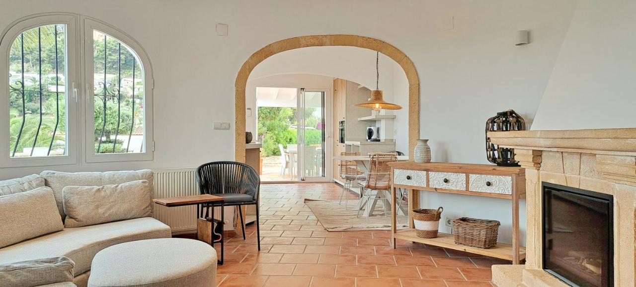 Villa Pequena Joya Solidays Moraira Exterior photo